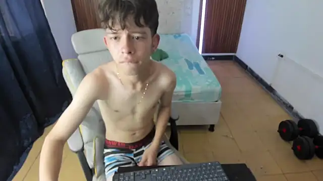 dilan_orduz Live Webcam on Stripchat