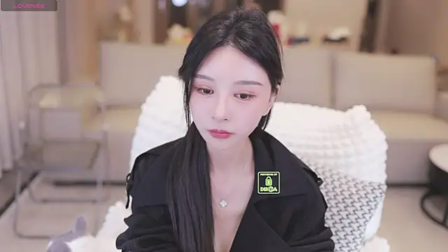 每天不定时开票 90抽插隐藏福利票 16币女友裸聊露脸票 120币升级剧情票