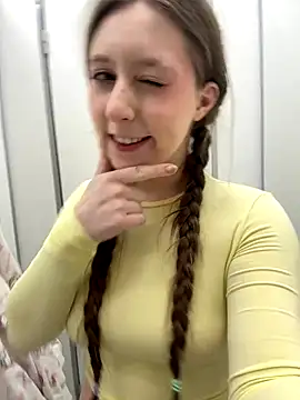 FroggyAnna's Stripchat show and profile