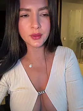 Carolina_Novoa's Stripchat show and profile