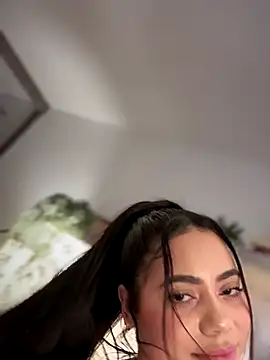 Aryrosee's Stripchat show and profile