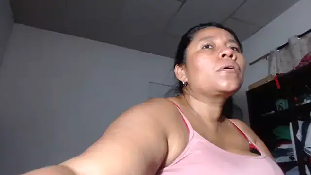 adrixxx38 - Adrixxx38's free webcam - UK Sex Cams