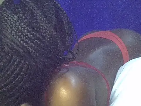 sweet_love00 from StripChat