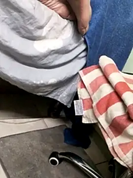 calme_odl1 - Calme_odl1's free webcam - UK Sex Cams