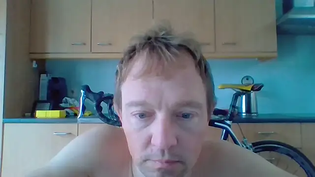 bertolini - Bertolini's free webcam - UK Sex Cams