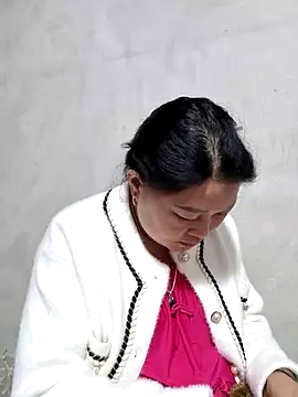 yoowwmr - Yoowwmr's free webcam - UK Sex Cams