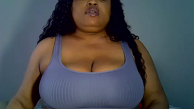 hugemelonsxxx live show on StripChat 