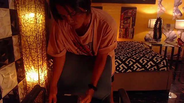 ElegantKellyTS live show on StripChat 