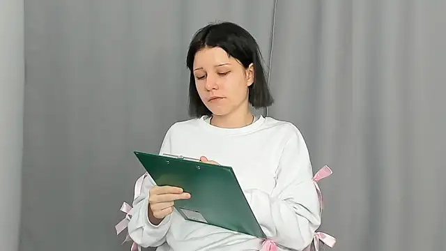 ShanaHearns webcam stripchat model stream image