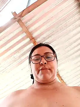 Dirty-Momm-Divorced-Hot