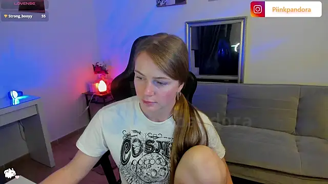 piinkpandora - Piinkpandora's free webcam - UK Sex Cams