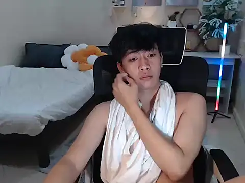 niel_cumshow
