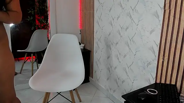 annaarela - AnnaArela's free webcam