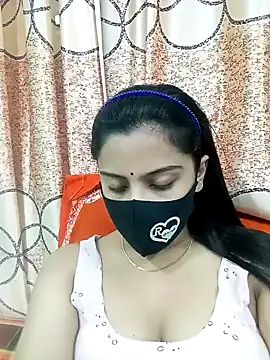 Webcam Model (daisy-03)  is live.Free join now!