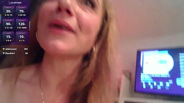 xbellaxundxuwex - XBellaXundXUweX's free webcam