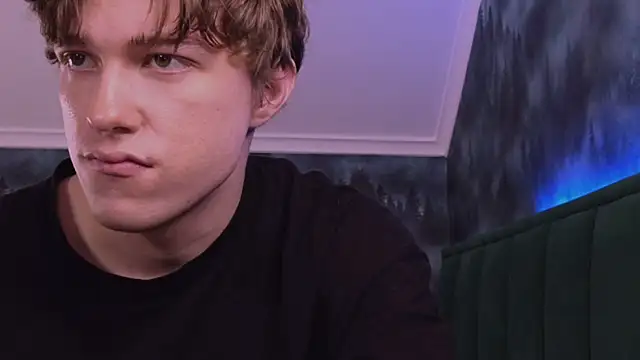 markshot_ (M twink) - show hard cock