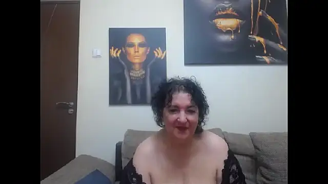 maturekorine - Maturekorine's free webcam - UK Sex Cams