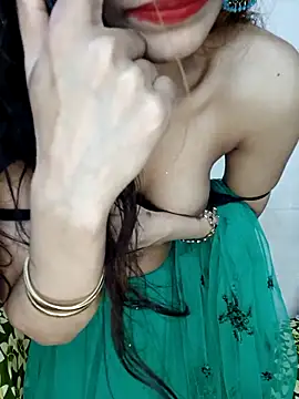 Webcam Model (xpihu)  is live.Free join now!