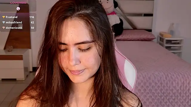 AllisonPalmer live cam screenshot female from Colombia on Bagaboante — Live Sex Chat & Cams