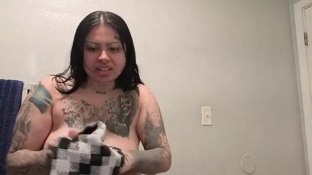 chicanachic13 room chat