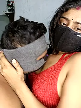 COLAMBIA_X_GURL from StripChat is Freechat