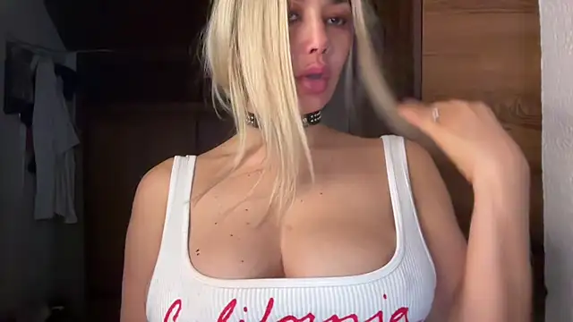 paulina_sexy - Paulina_sexy's free webcam