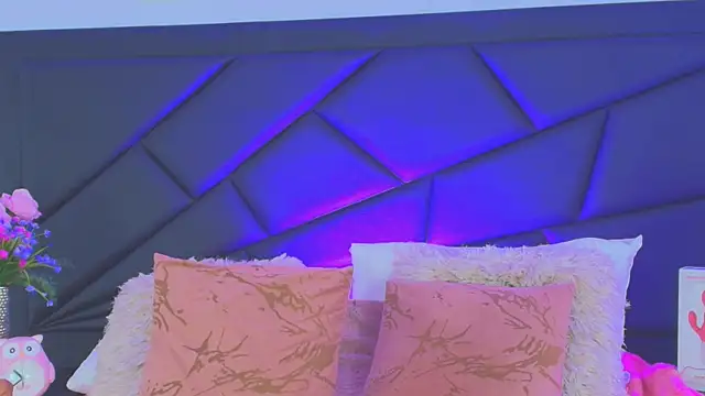 marydeniro - MaryDeniro's free webcam - UK Sex Cams