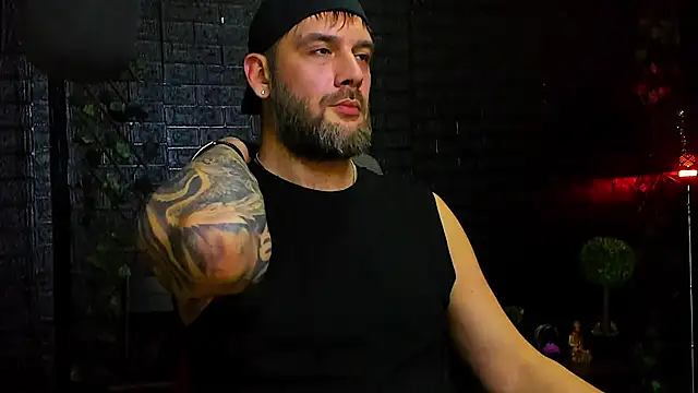 LexHardy live cam screenshot male on Pornmatic – Free Porn Videos & Live Cams