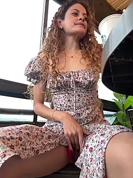 alana15 - Alana15's free webcam - UK Sex Cams