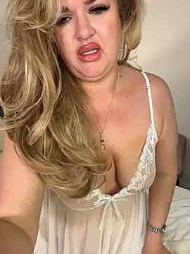 Scottish_Milf_Bella_xo