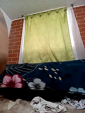 Webcam Model (Abby-Blonde)  is live.Free join now!