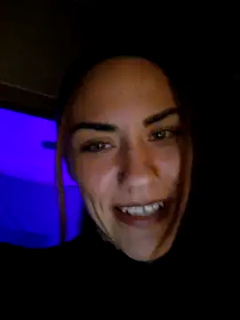 Webcam Model (SlimBellaa)  is live.Free join now!