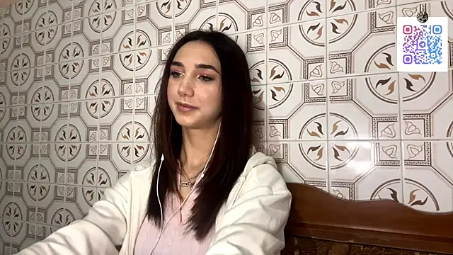 LinaMour live show on StripChat 