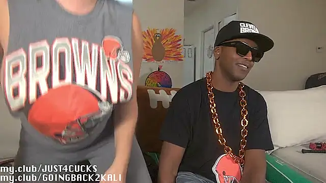 boomboomr00m Live Webcam on Stripchat