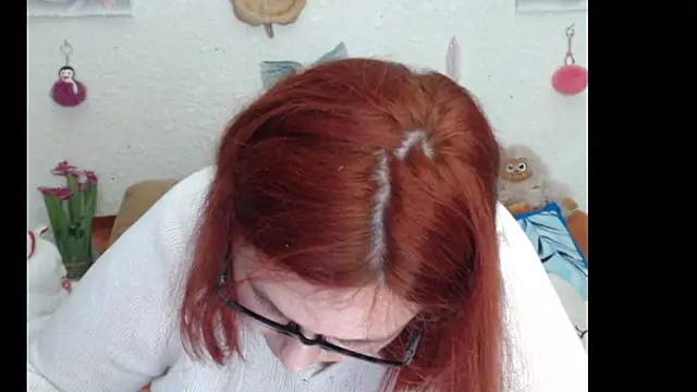 PlayfullMature live cam screenshot female on Bagaboante — Live Sex Chat & Cams