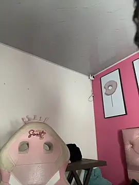 Webcam Model (Miss-Jimena)  is live.Free join now!