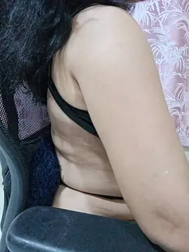 Webcam Model (Jassi_Does)  is live.Free join now!