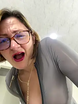 dirty_mistress_69 (F milf) - Tsunami Squirt