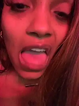 Rakiyahcharms live cam