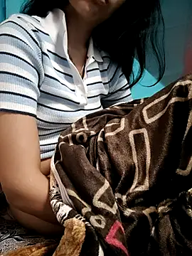 Webcam Model (Koziekylie)  is live.Free join now!