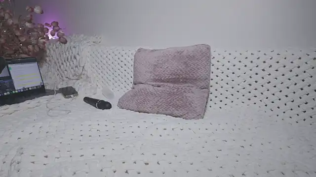 sexygames (F young) - Topless