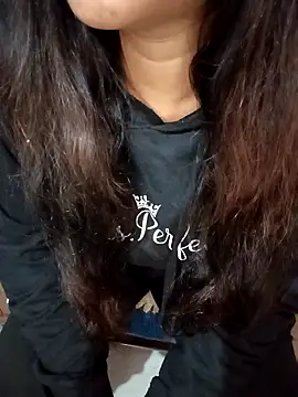 Webcam Model (Mannat-222)  is live.Free join now!