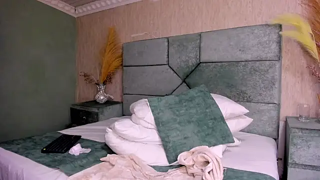 NatashaLimaa live show on StripChat 