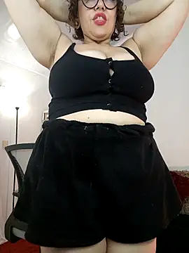 Webcam Model (Cherryboobss)  is live.Free join now!