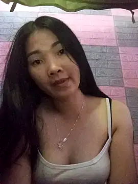 Webcam Model (Lovebaby-love)  is live.Free join now!