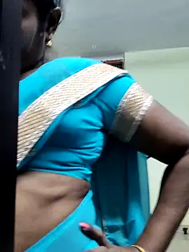 Webcam Model (laxmipriya143)  is live.Free join now!