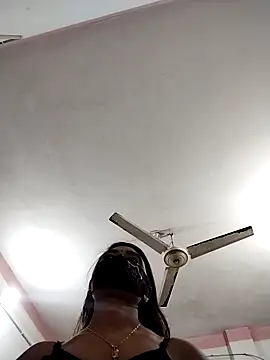 Webcam Model (Puja-Rane)  is live.Free join now!