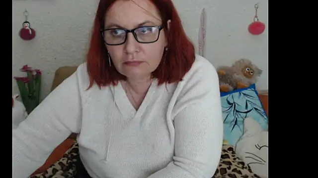 playfullmature - PlayfullMature's free webcam