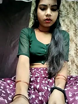 Webcam Model (Sexy-Riyanshi)  is live.Free join now!