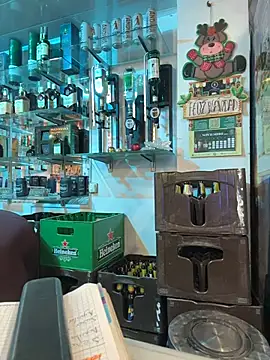 Webcam Model (lauraltt)  is live.Free join now!